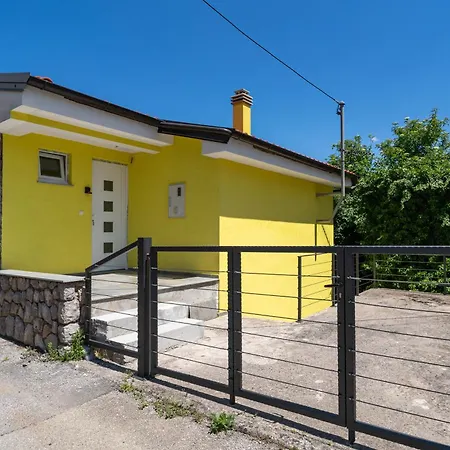 Delux House With Jaccuzzi * Dobreć